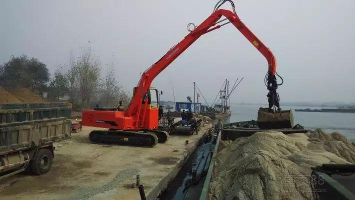 攻城兵機械指揮官:工程機械設備租賃中,挖機租賃的必要注意事項